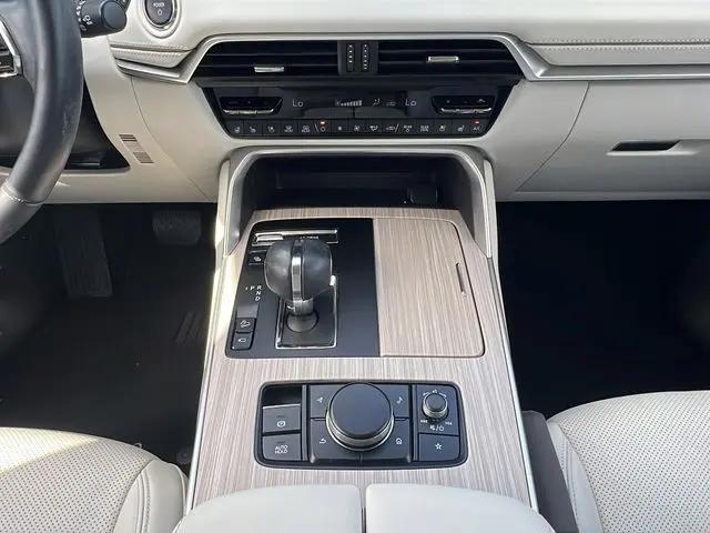 2024 Mazda X-90 Premium Plus