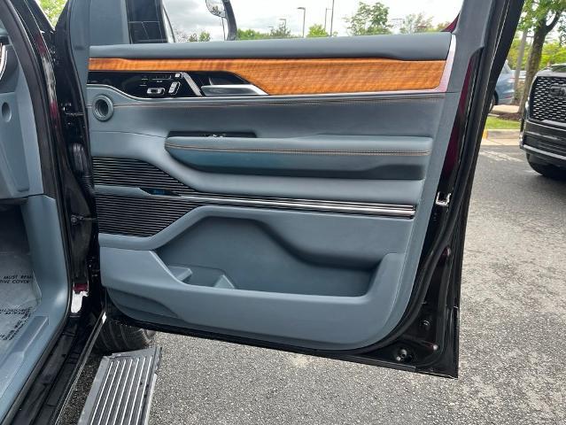 2022 Jeep Grand Wagoneer Series III 4x4