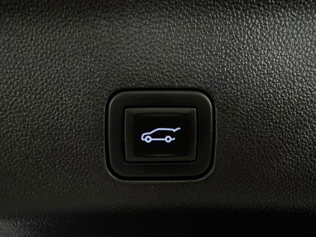 2024 GMC Yukon 4WD AT4