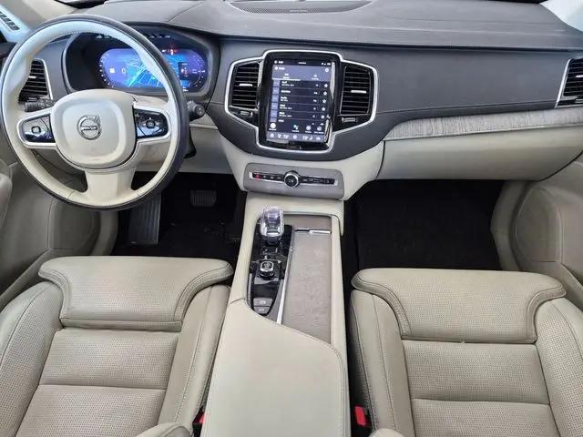 2025 Volvo XC90 Plug-In Hybrid T8 Ultra 6-Seater