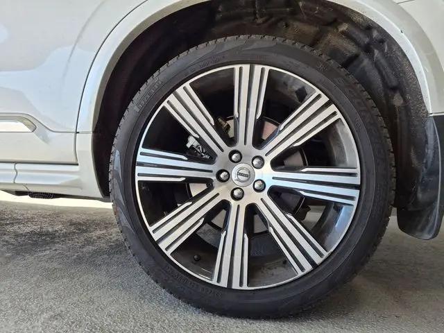 2025 Volvo XC90 Plug-In Hybrid T8 Ultra 6-Seater