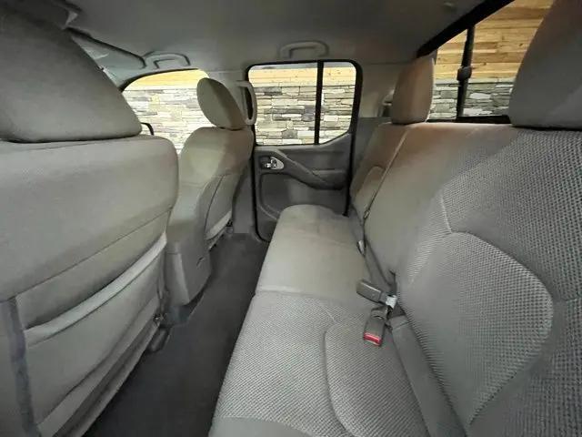 2021 Nissan Frontier Crew Cab Long Bed SV 4x4