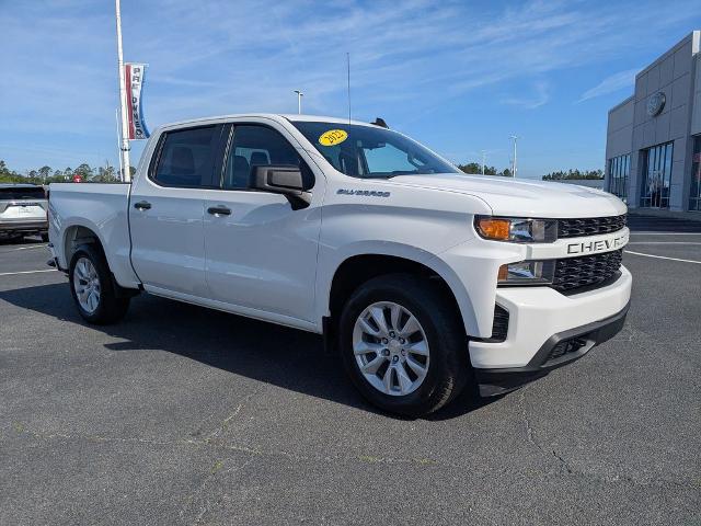 2022 Chevrolet Silverado 1500 2WD Crew Cab Short Bed Custom