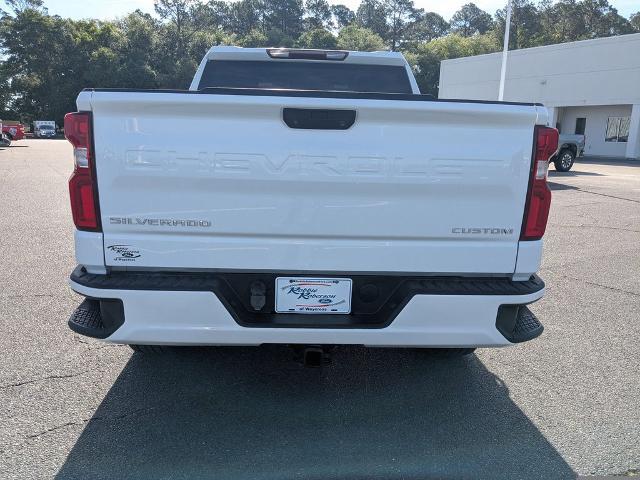 2022 Chevrolet Silverado 1500 2WD Crew Cab Short Bed Custom
