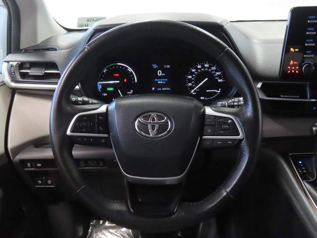 2022 Toyota Sienna XLE 8 Passenger