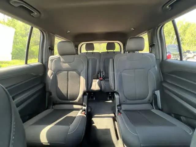 2026 Jeep Grand Cherokee L Altitude 4x4