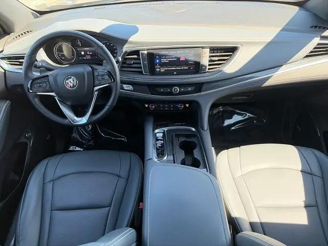 2023 Buick Enclave Essence AWD