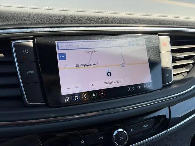 2023 Buick Enclave Essence AWD