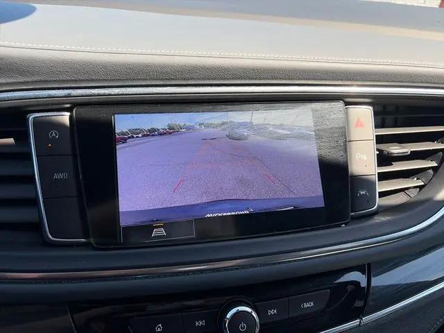 2023 Buick Enclave Essence AWD