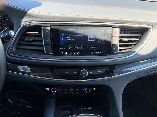 2023 Buick Enclave Essence AWD
