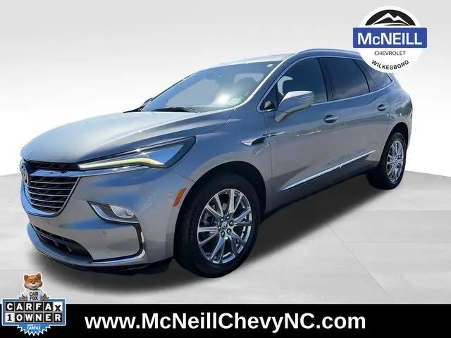 2023 Buick Enclave Essence AWD