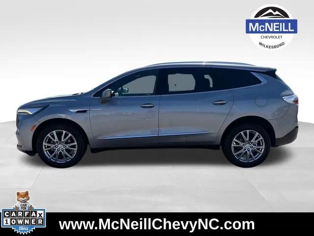 2023 Buick Enclave Essence AWD