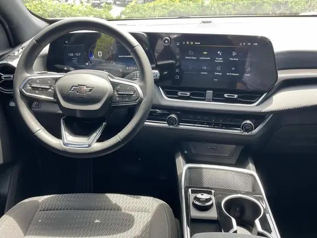 2026 Chevrolet Equinox FWD LT