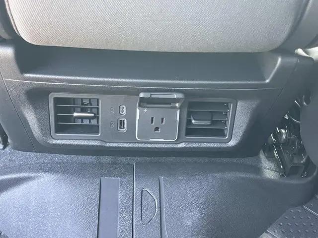 2026 Chevrolet Silverado 1500 4WD Crew Cab Short Bed RST