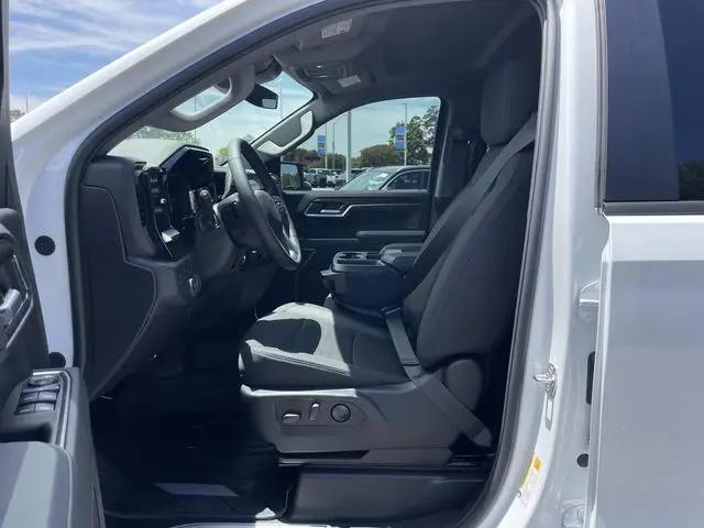 2026 Chevrolet Silverado 1500 4WD Crew Cab Short Bed RST