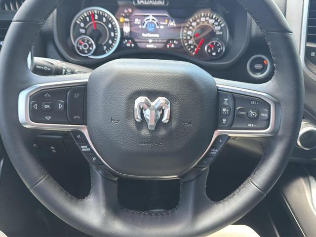 2025 Ram 1500 Big Horn Crew Cab 4x4 5'7" Box