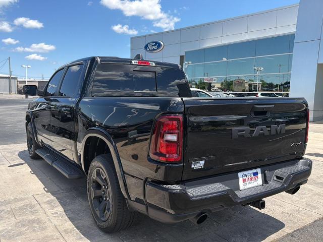 2025 Ram 1500 Big Horn Crew Cab 4x4 5'7" Box
