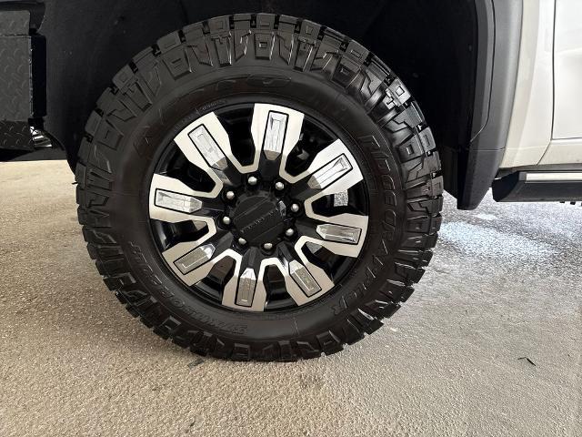 2024 GMC Sierra 3500HD 4WD Crew Cab Long Bed Denali