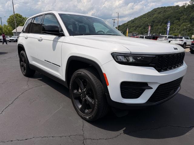 2025 Jeep Grand Cherokee Altitude X 4x4