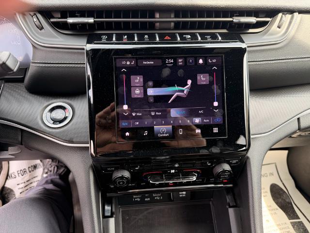 2025 Jeep Grand Cherokee Altitude X 4x4