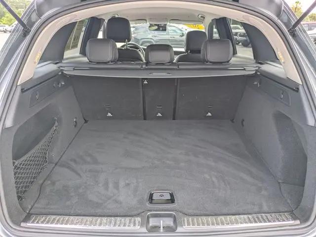 2022 Mercedes-Benz GLC SUV