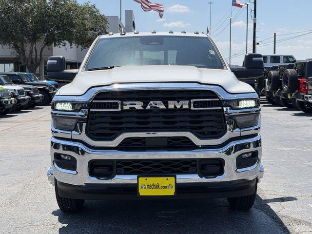 2026 RAM Ram 3500 RAM 3500 TRADESMAN CREW CAB 4X4 8 BOX