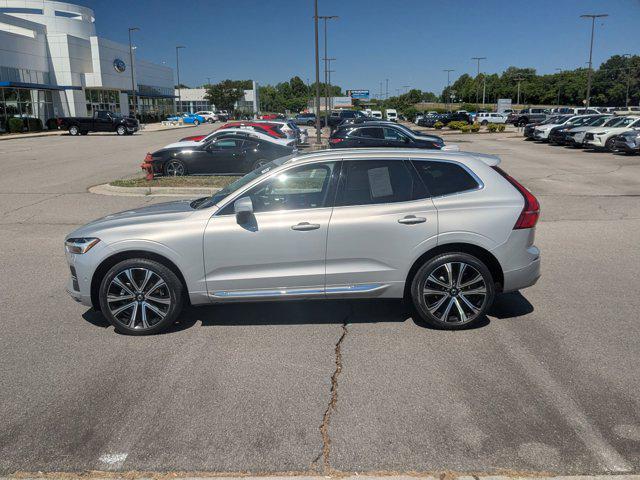2023 Volvo XC60 B5 Ultimate Bright Theme