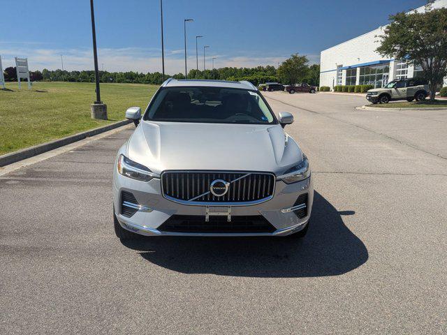2023 Volvo XC60 B5 Ultimate Bright Theme