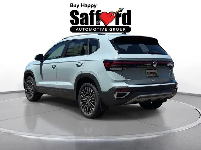 2026 Volkswagen Taos SE