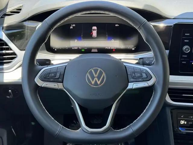 2026 Volkswagen Taos SE