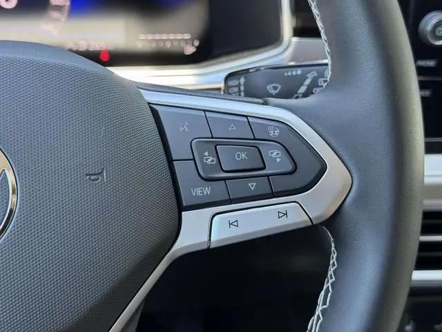2026 Volkswagen Taos SE