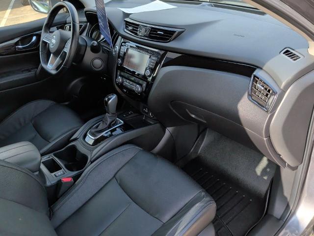 2021 Nissan Rogue Sport SL FWD Xtronic CVT