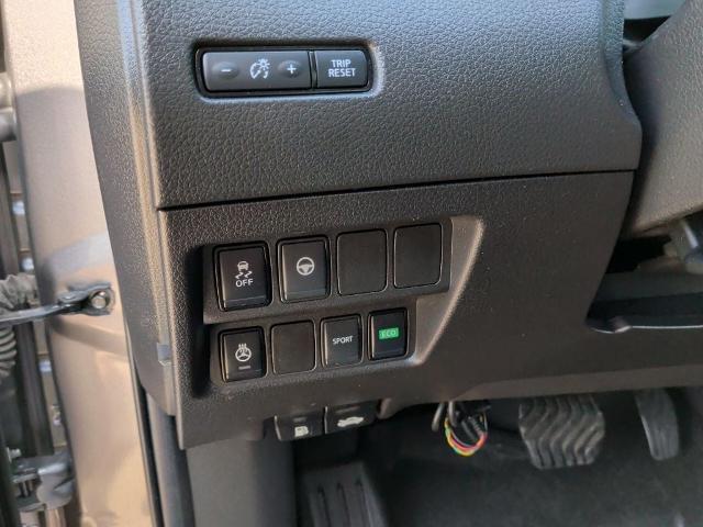 2021 Nissan Rogue Sport SL FWD Xtronic CVT
