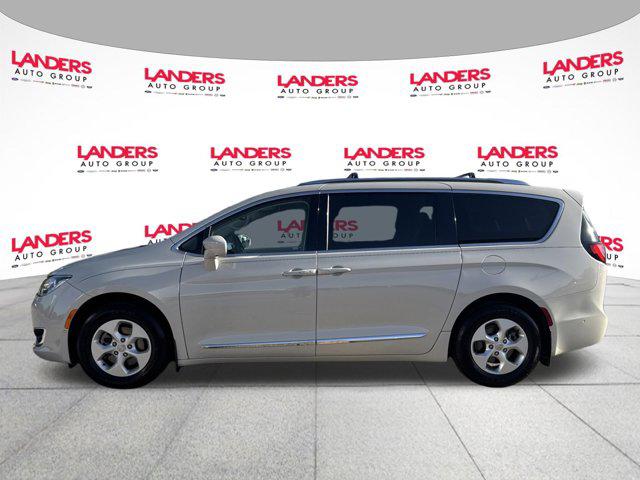 2017 Chrysler Pacifica Touring-L Plus
