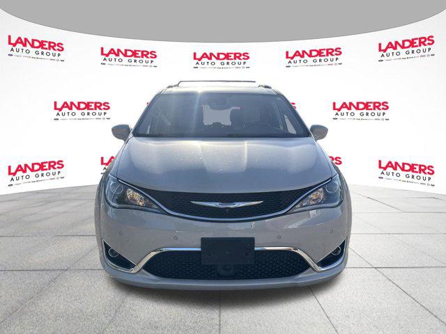 2017 Chrysler Pacifica Touring-L Plus