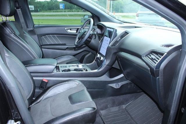 2024 Ford Edge ST