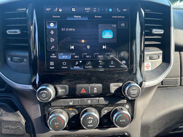2022 Ram 2500 Big Horn Crew Cab 4x4 6'4" Box