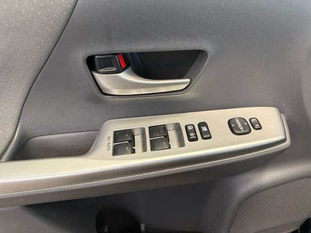 2013 Toyota Prius v Two