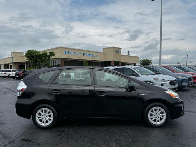 2013 Toyota Prius v Two