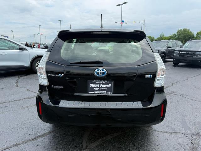 2013 Toyota Prius v Two