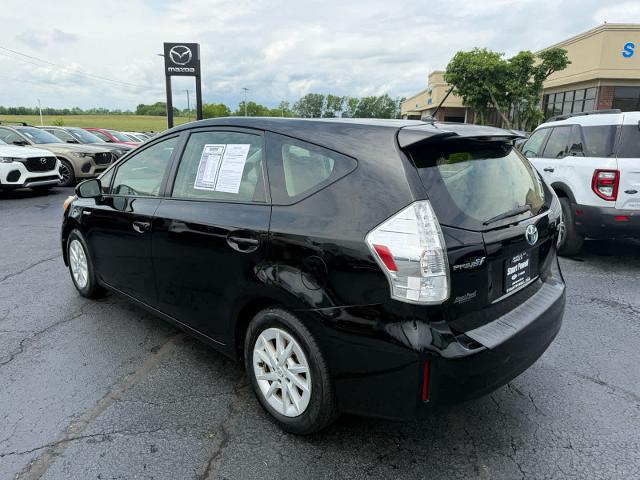 2013 Toyota Prius v Two