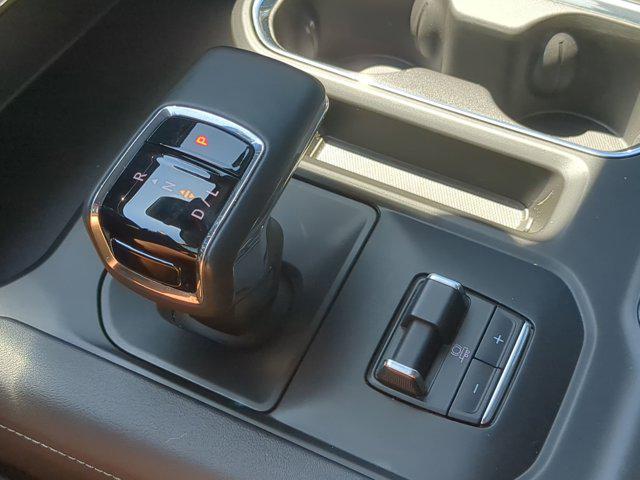 2024 GMC Sierra 1500 4WD Crew Cab Short Box Denali
