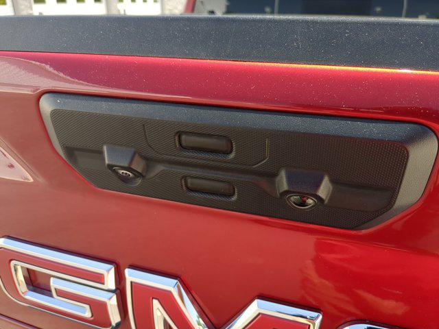 2024 GMC Sierra 1500 4WD Crew Cab Short Box Denali