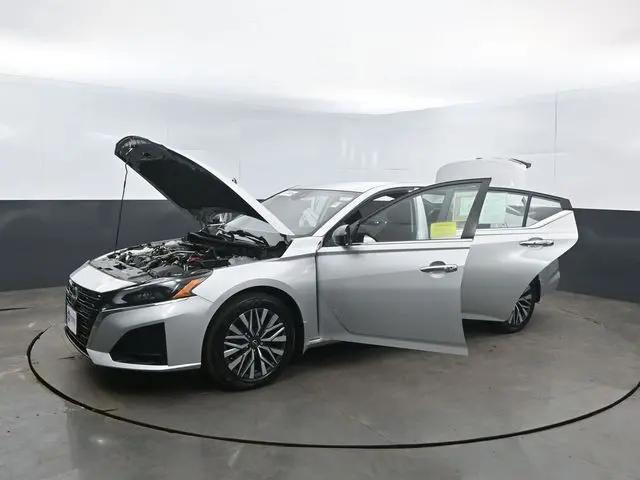 2024 Nissan Altima SV Intelligent AWD