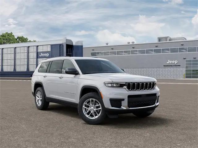 2025 Jeep Grand Cherokee L Laredo X 4x2