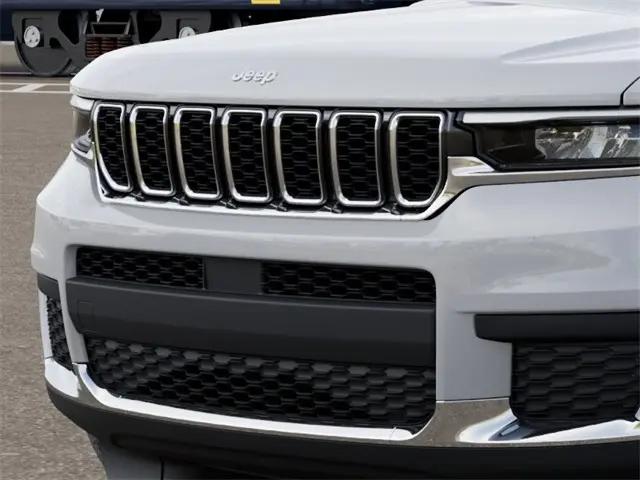2025 Jeep Grand Cherokee L Laredo X 4x2