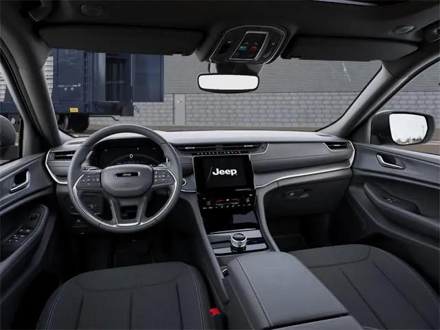 2025 Jeep Grand Cherokee L Laredo X 4x2
