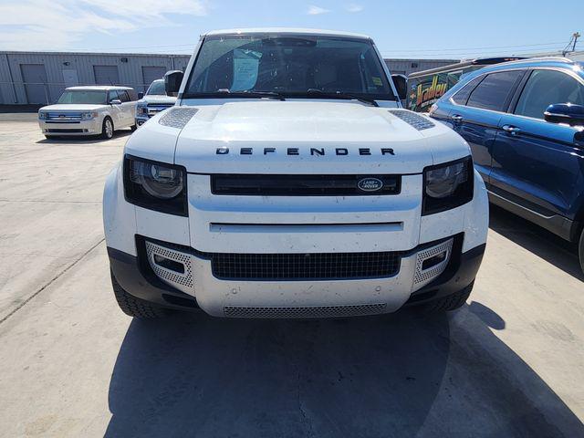 2024 Land Rover Defender 110 P500 SE
