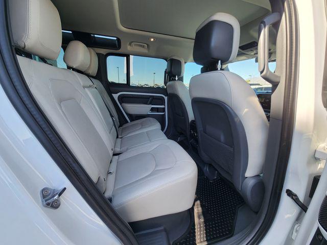 2024 Land Rover Defender 110 P500 SE
