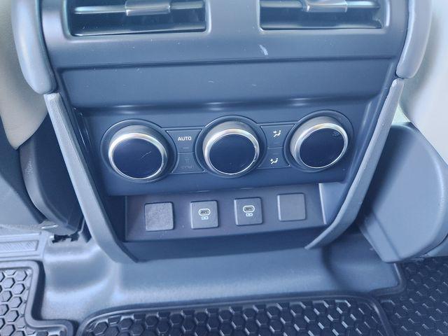 2024 Land Rover Defender 110 P500 SE